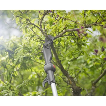 Gardena 18V Telescopische Takkenschaar 3,6m (P4A) Incl. 2.0Ah Accu + Lader - Afbeelding 3